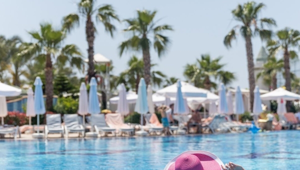 Planning the Perfect Getaway for Your Naturist Holiday